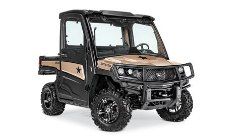 2022 John Deere Gator XUV835M Honor Edition - UTV Off-Road Magazine