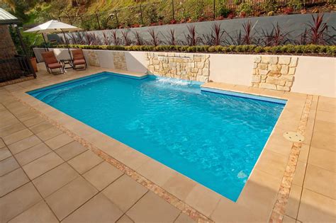 Retaining Walls - Peressin Pools