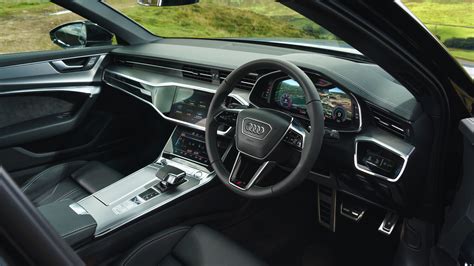 Audi A6 Avant Interior Layout & Technology | Top Gear