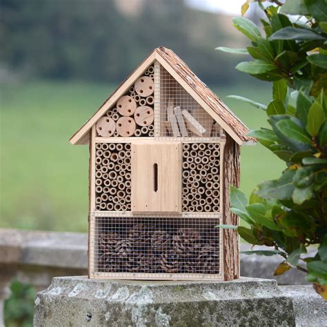 Large Bug Hotel House Outdoor Garden Insect Habitat - Gifts Tomorrow