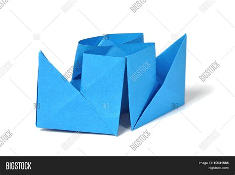 Close Origami Ship Image & Photo (Free Trial) | Bigstock