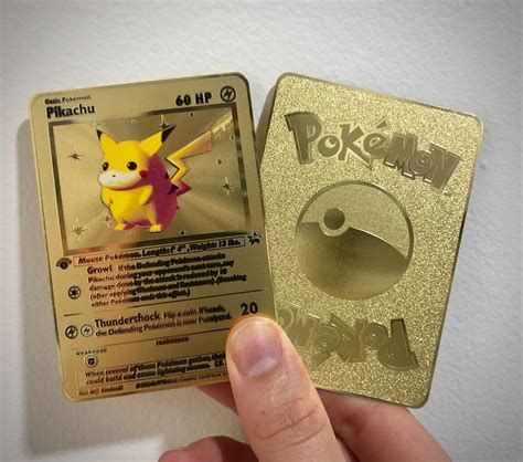 Pokemon Pikachu Gold Card