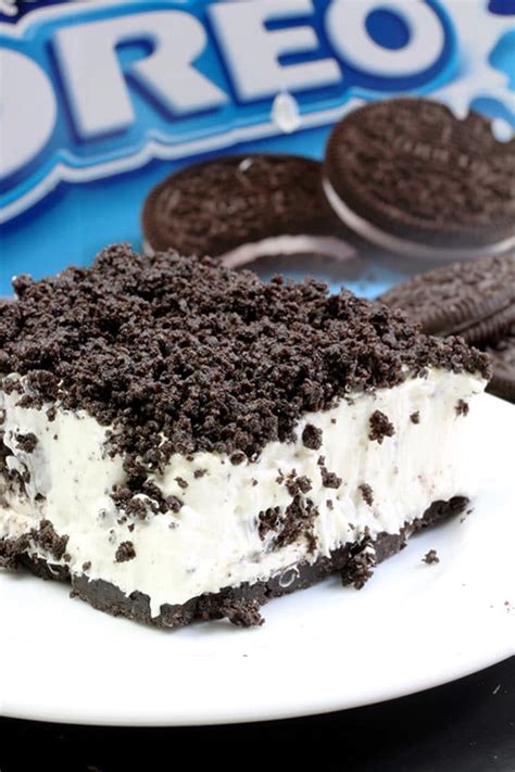 This Easy Frozen Oreo Dessert Is Light, Frozen Summer Dessert