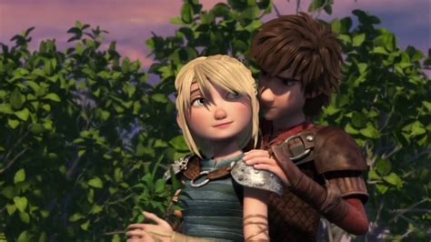 Hiccup and Astrid Race to the Edge Cute Moments | Wings - YouTube