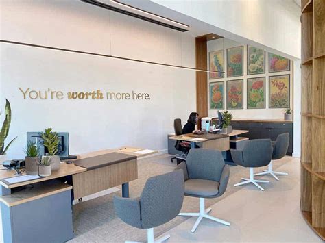 Modern Bank Design - Luther Burbank Savings - Pacific Office Interiors