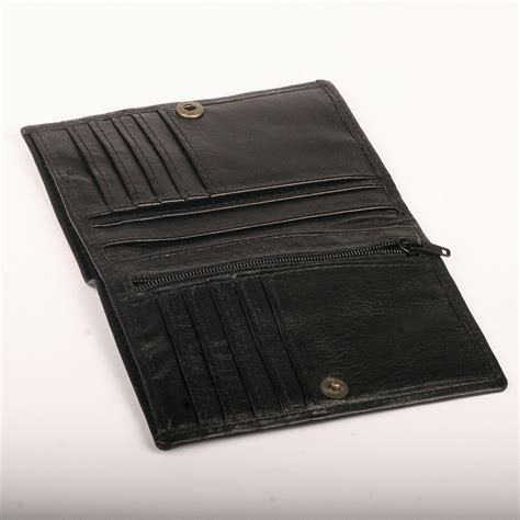 Leather Bifold Wallets For Women | IUCN Water