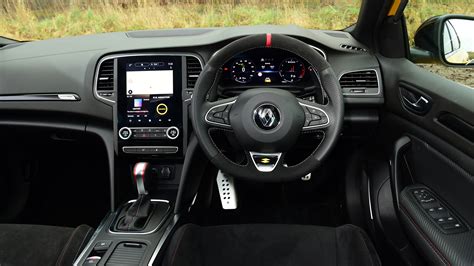 Renault Megane RS hatchback - Interior & comfort | Carbuyer