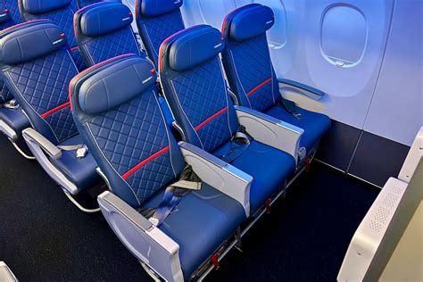 First look: Inside Delta's newest jet, the Airbus A321neo