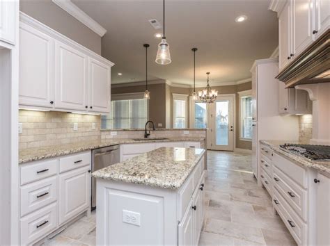 White Kitchen Cabinets With Travertine Floors - AmeliaMeston