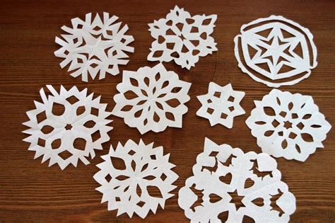 How to Make Paper Snowflakes | HGTV