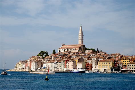 File:Sea view. Rovinj, Croatia.jpg