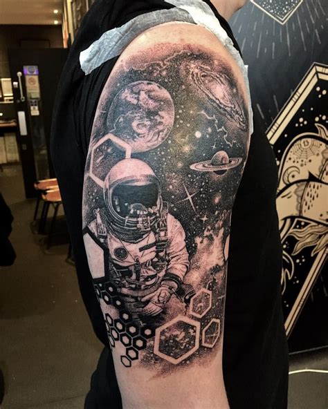 256 Likes, 6 Comments - Przemek Okoński (@okonski3) on Instagram: “Anorher space #spacetattoo # ...