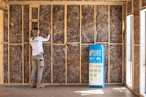 How to Install Wall Insulation Batts In New Builds - Pricewise Insulation