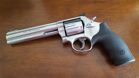 Smith & Wesson 686 Revolver | AfricaHunting.com