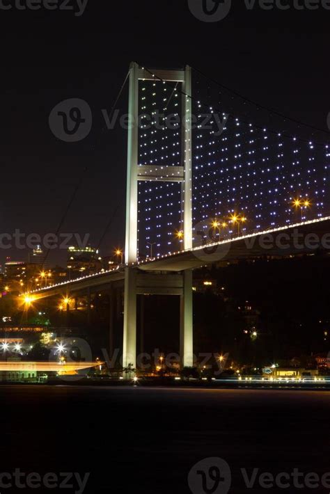 Bosphorus Bridge from Istanbul, Turkey 11149089 Stock Photo at Vecteezy