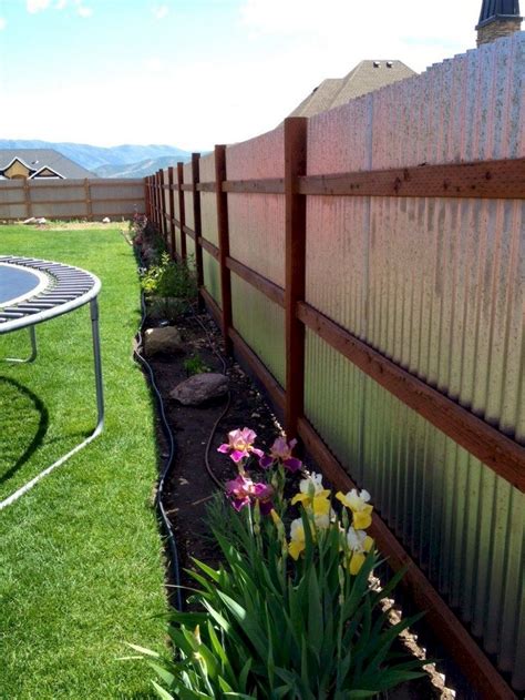 70+ Simple Cheap DIY Privacy Fence Design Ideas - Page 23 of 71