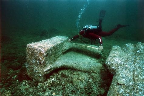 10 Images of Ancient Egypt's Sunken City of Heracleion You Should See — Curiosmos