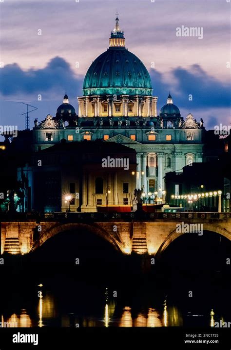 Rome italy Dome of St. Peter Stock Photo - Alamy