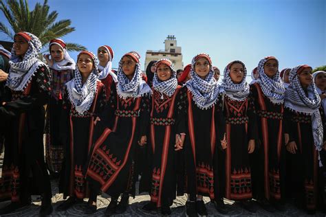 Traditional Palestinian Dress Day – Middle East Monitor