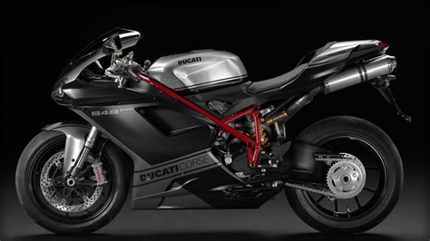 2013 Ducati 848EVO Corse SE Looks Fearsome - autoevolution