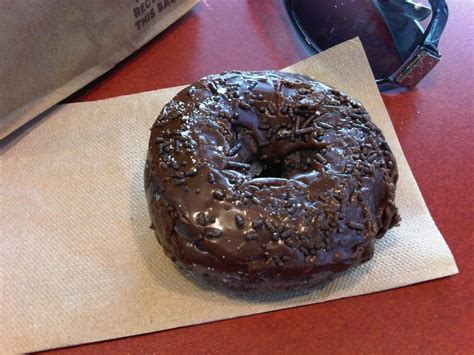 Dunkin Donuts Chocolate Frosted Donut Nutrition Facts | Besto Blog