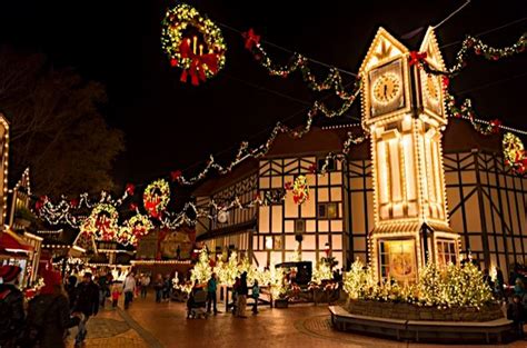 busch gardens williamsburg christmas town — Mr Williamsburg