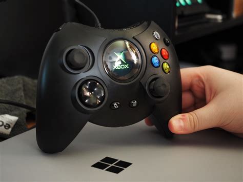 The Hyperkin 'Duke' for Xbox One [Review]: This controller is a beast | Windows Central