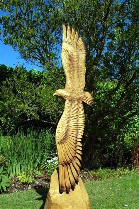 40 Exceptional Examples Of Tree Carving Art - Bored Art | Tree carving, Wood carving patterns ...