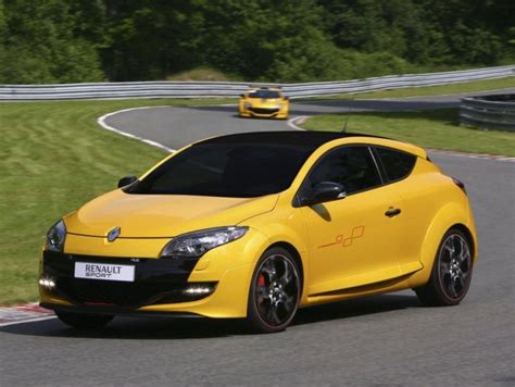 Renault Megane RS Trophy (2012) - Car Barn Sport