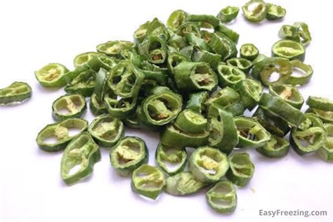 Can You Freeze Jalapeños? (A Quick & Easy Guide) – Easy Freezing