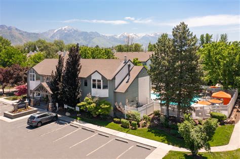 Apartments in Salt Lake City, UT | Cottonwood Apartments