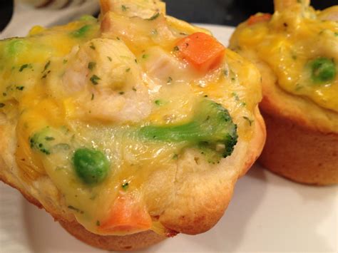 Cheesy Chicken Pot Pie Muffins | Recipe Chicken Pot Pie