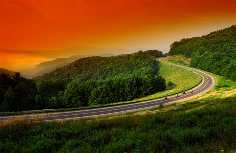 4 best scenic mountain road trips - Almost Heaven - West Virginia