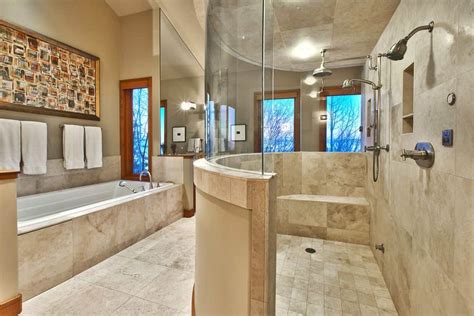 34 Large Luxury Master Bathrooms that Cost a Fortune in 2018