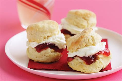 cream scones