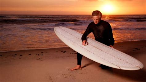 Why Do You Wax A Surfboard? – Surf Hungry