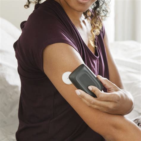 FDA approves first blood sugar monitor without finger pricks - STAT