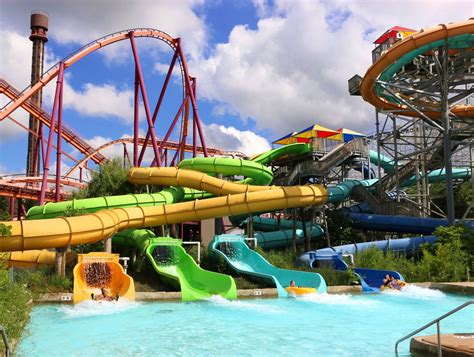 Six Flags Hurricane Harbor Rides & Attractions in Chicago, IL