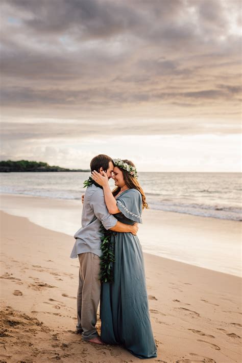 Hapuna Beach Honeymooners - Waikoloa, Hawaii — Wilde Sparrow Photography Co