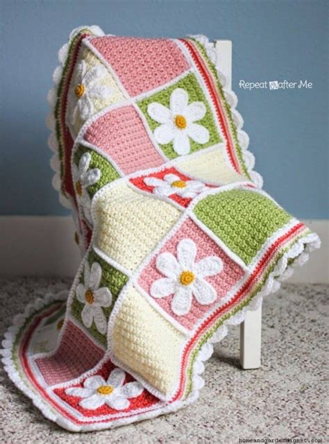 15 Crochet Daisy Flower Blanket Free Patterns - Home and Garden Digest