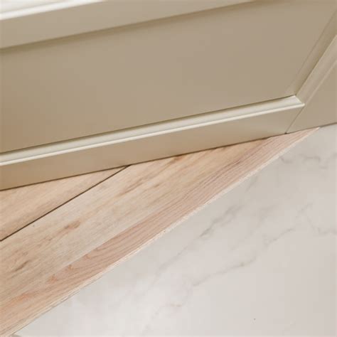 M-D 36.24-in x 2.5-in Wood Door Threshold (Install with Screws) 11908 at Lowes.com