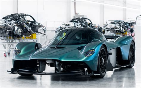 Aston Martin Valkyrie model guide - Prestige & Performance Car