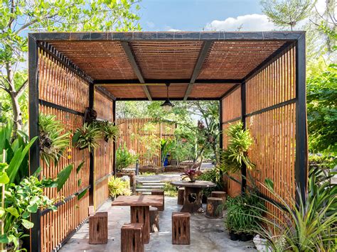 Tropical Garden Design Ideas To Inspire Your Outdoor Space - realestate.com.au