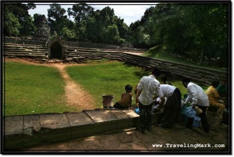 Neak Pean Temple – Traveling Mark