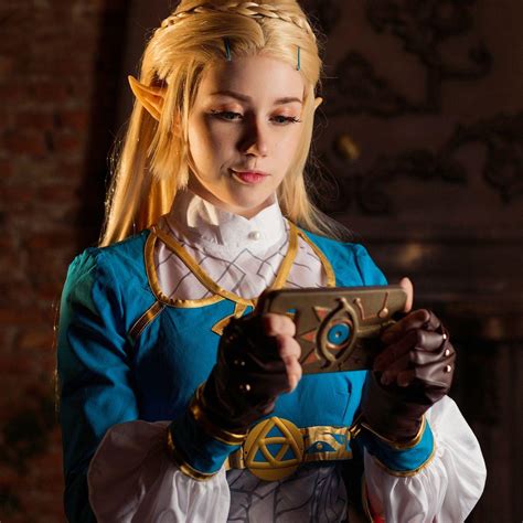 [BoTW] Zelda cosplay by Anastasia Komori : r/zelda