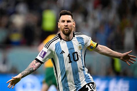 Argentina 2-1 Australia: Lionel Messi on target to set up World Cup quarter-final clash with ...