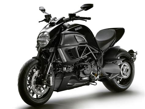 2012 Ducati Diavel Motorcycle Photos, specifications and review