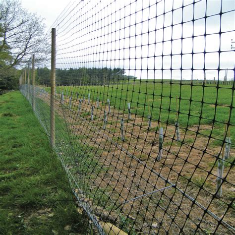 Deer Deterrent Fencing - Agricultural Fencing | Green-tech