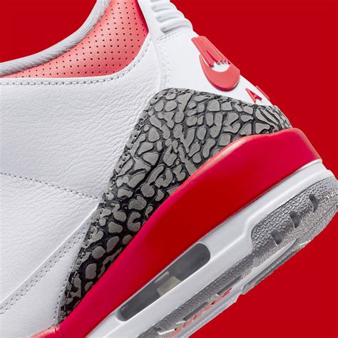 Air Jordan 3 "Fire Red" 2022 Retro Release Date | SneakerNews.com