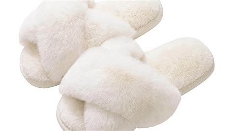 Shop These Top-Rated Memory Foam Slippers for 56% Off | In Touch Weekly